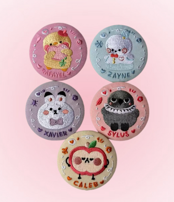 (PREORDER) Love and Deepspace Badge